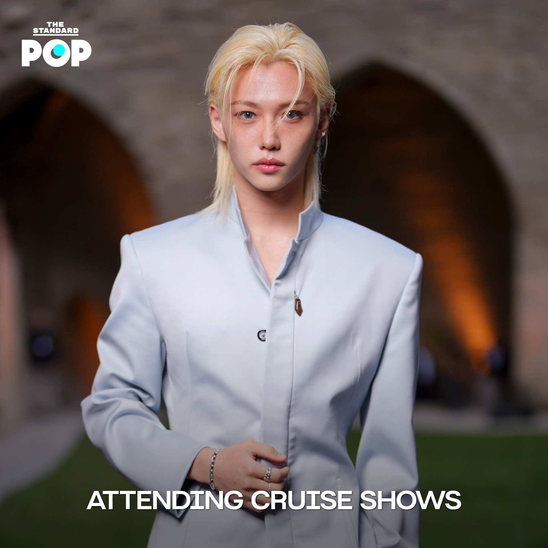 Felix สมาชิกวง Stray Kids ในชุดของ Louis Vuitton 7