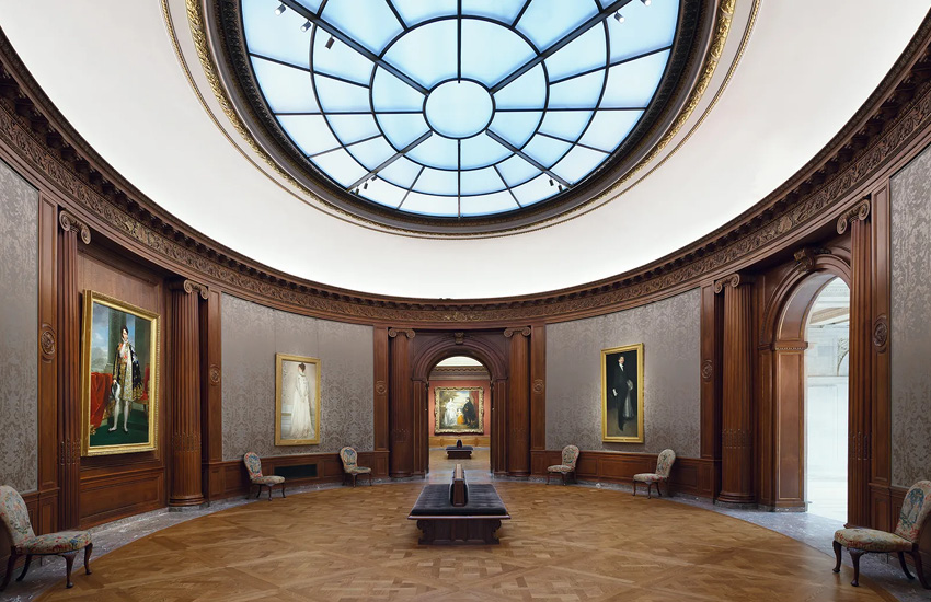 ภาพพิพิธภัณฑ์ The Frick Collection สถานที่จัดแฟชั่นโชว์ Louis Vuitton Cruise 2027 2
