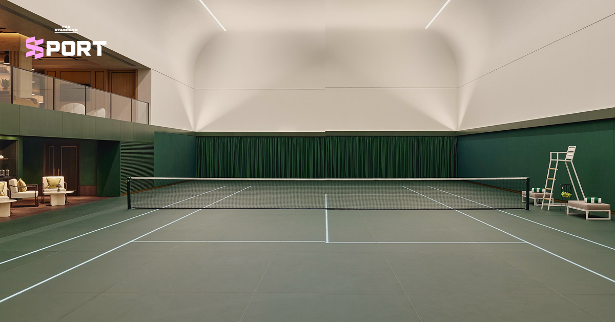 ภาพคอร์ตเทนนิส The Garrison Club ที่มีความงดงามและเรียบหรู