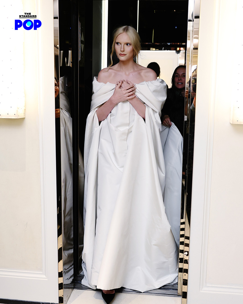ภาพโมเมนต์คนดังเตรียมตัวก่อนเข้าร่วมงาน Met Gala 2026 ณ โรงแรม The Mark Hotel 2