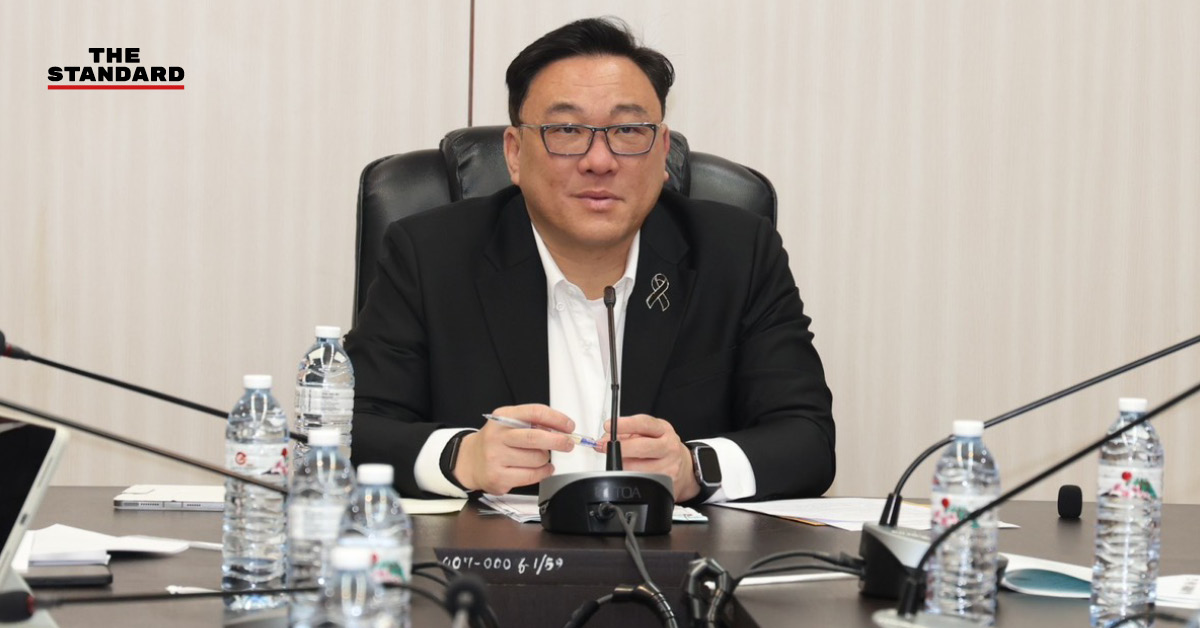 จุลพันธ์ อมรวิวัฒน์ รัฐมนตรีว่าการกระทรวงแรงงาน แถลงข่าววันเลือกตั้งบอร์ดประกันสังคม
