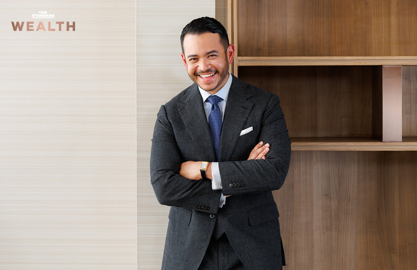 ภาพ วิน พรหมแพทย์ และ เอนีส ตียาสิริ ผู้บริหาร KAsset และ J.P. Morgan Asset Management 4