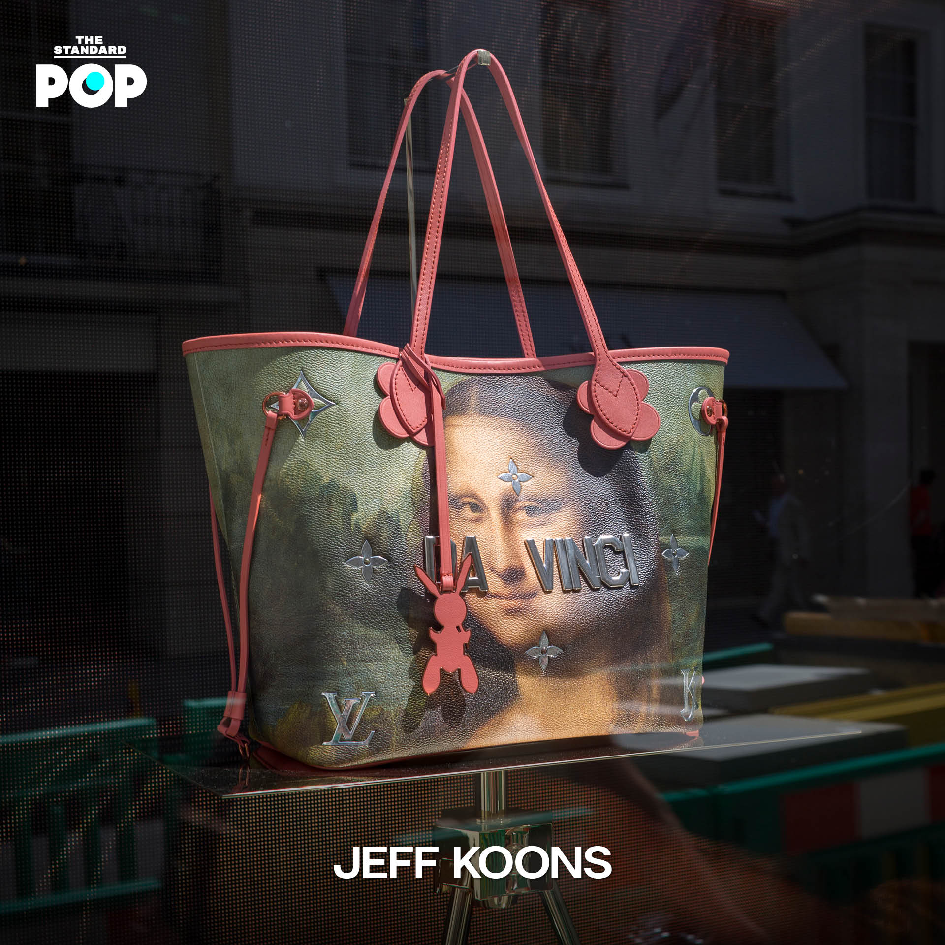 ภาพรวมคอลเล็กชัน Louis Vuitton ที่ร่วมงานกับศิลปินชื่อดัง 4