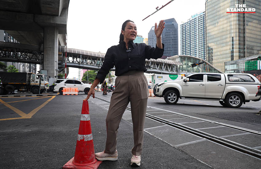 ดร.มัลลิกา บุญมีตระกูล มหาสุข ผู้สมัครผู้ว่าฯ กทม. เบอร์ 14 ลงพื้นที่สี่แยกอโศก-เพชร 10