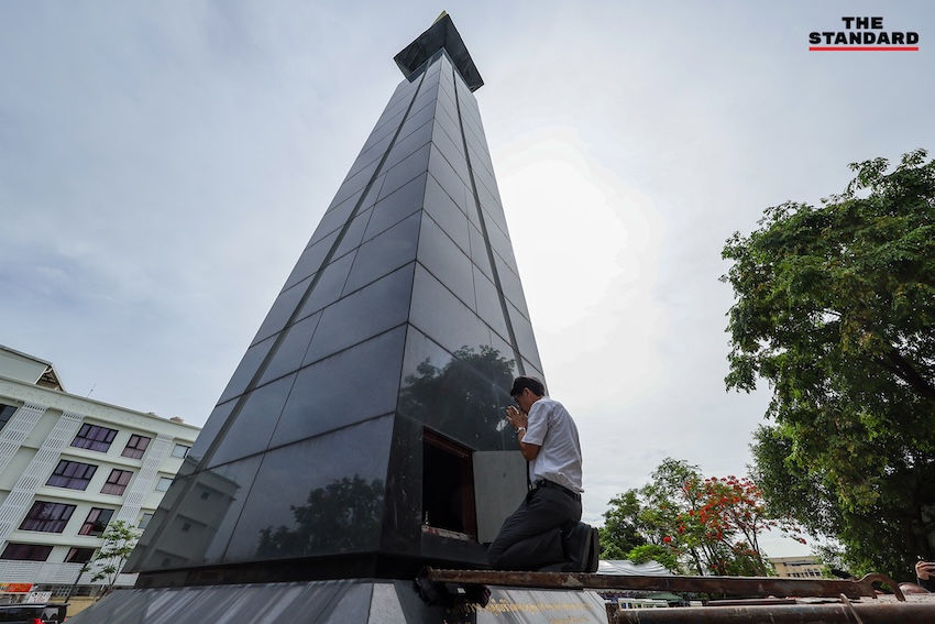 ภาพพิธีวางมาลาและสดุดีวีรชนพฤษภาประชาธรรม ที่สวนสันติพร 7