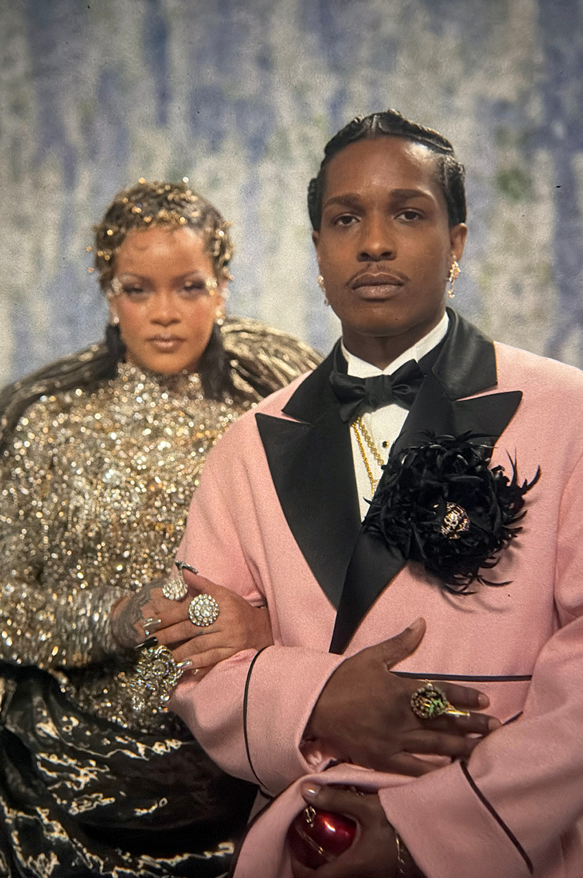 ภาพ ลิซ่า ในชุดร่วมงาน Met Gala 2026 ถ่ายด้วยกล้อง Graflex สไตล์วินเทจ 2
