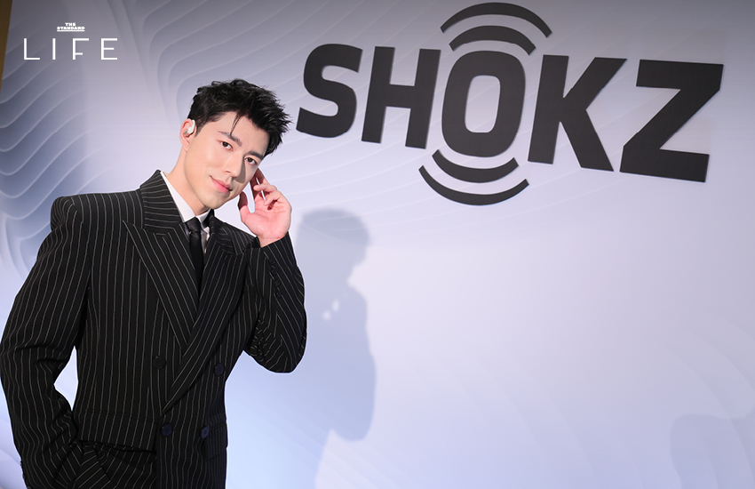 นาย-ณภัทร เสียงสมบุญ ในชุดออกกำลังกายกับการวิ่งมาราธอนและหูฟัง SHOKZ 1