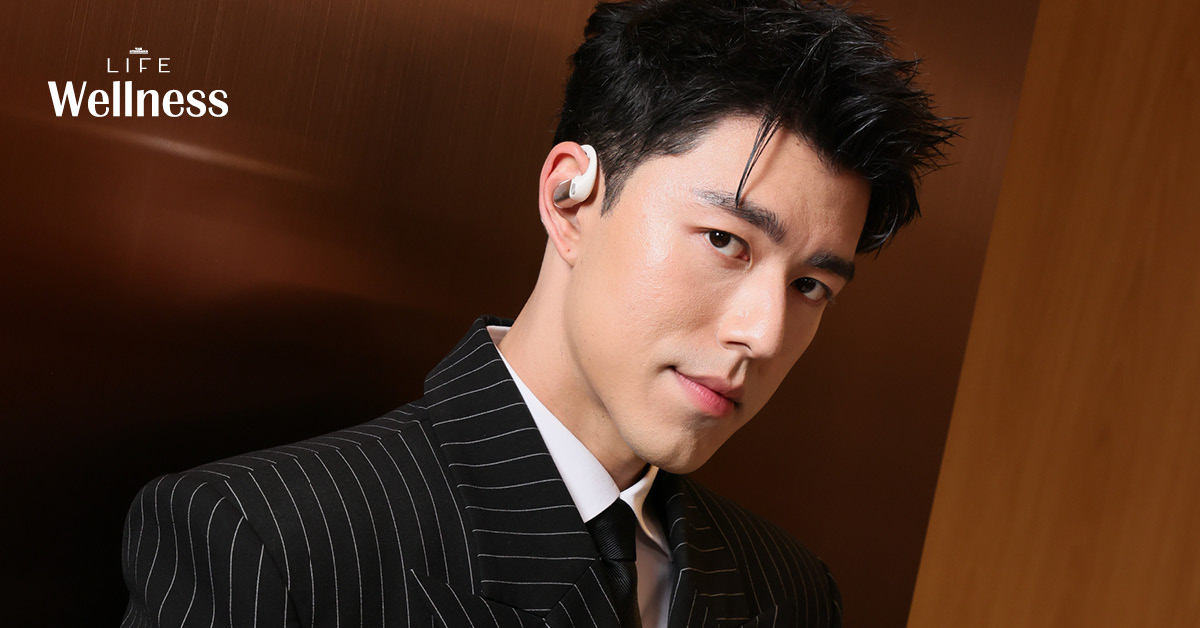 นาย-ณภัทร เสียงสมบุญ ในชุดออกกำลังกายกับการวิ่งมาราธอนและหูฟัง SHOKZ