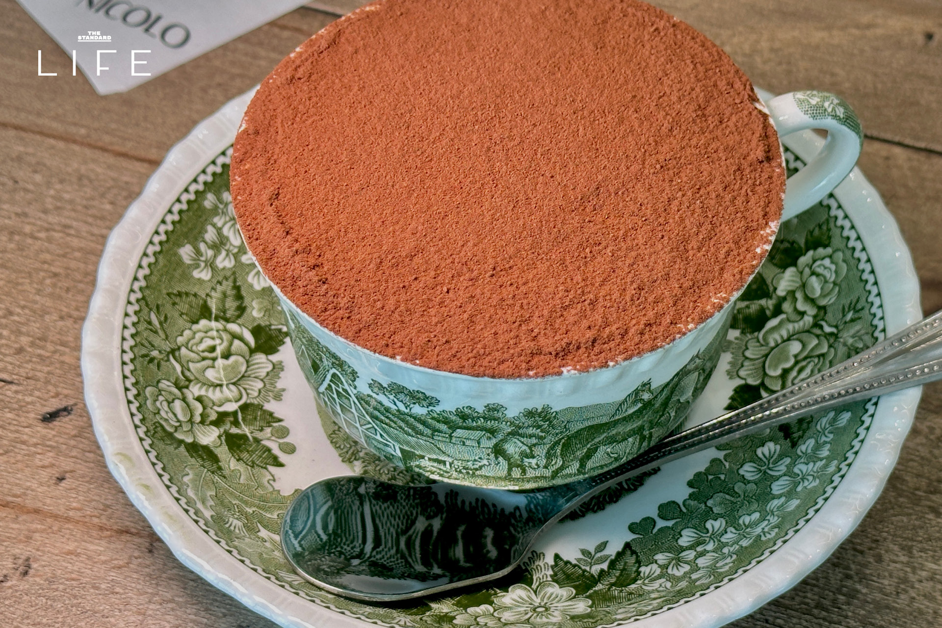 ภาพรวมบรรยากาศ Nicolo Bakery ที่ One Bangkok แสดงขนมอบสไตล์ฝรั่งเศสและเมนู Tiramisu Cup 7