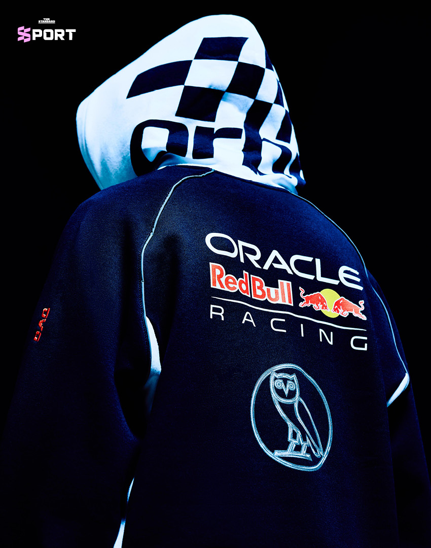 ภาพสินค้าจากคอลเลกชัน OVO x Oracle Red Bull Racing ที่ได้รับแรงบันดาลใจจาก F1 3