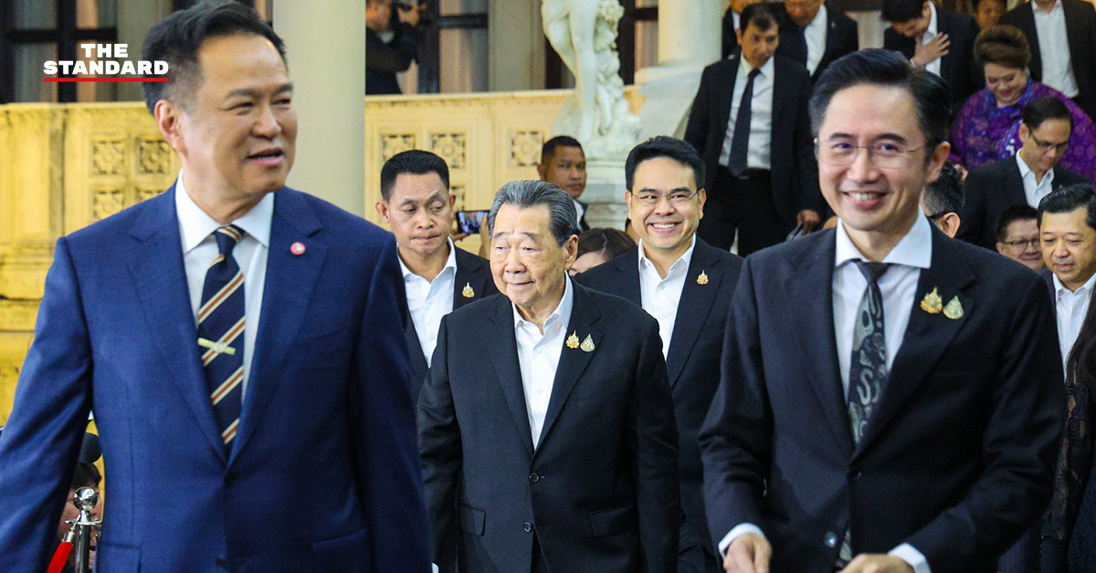 นายกรัฐมนตรี อนุทิน ชาญวีรกูล และคณะรัฐมนตรี ร่วมรับประทานอาหารค่ำกับผู้ประกอบการ