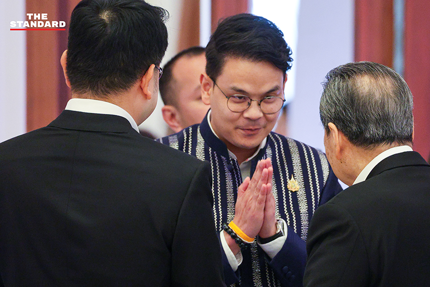 นายกรัฐมนตรีและคณะรัฐมนตรี ร่วมประชุมกับผู้บริหารระดับสูงจากภาคเอกชนและตัวแทนภาคธุรกิจ 11