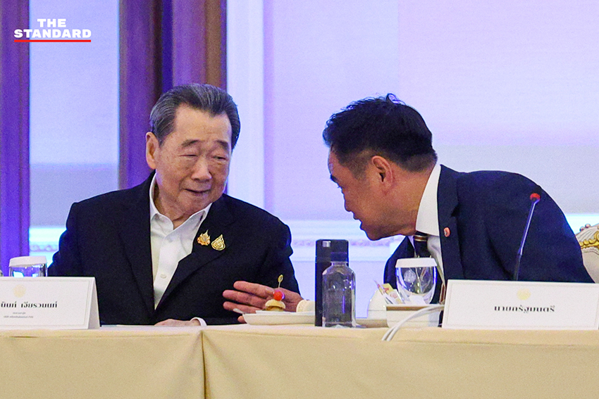 นายกรัฐมนตรีและคณะรัฐมนตรี ร่วมประชุมกับผู้บริหารระดับสูงจากภาคเอกชนและตัวแทนภาคธุรกิจ 15