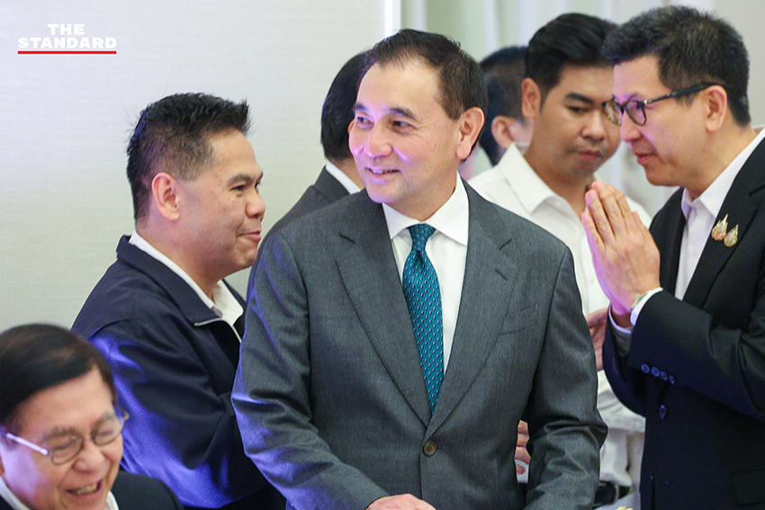 นายกรัฐมนตรีและคณะรัฐมนตรี ร่วมประชุมกับผู้บริหารระดับสูงจากภาคเอกชนและตัวแทนภาคธุรกิจ 2