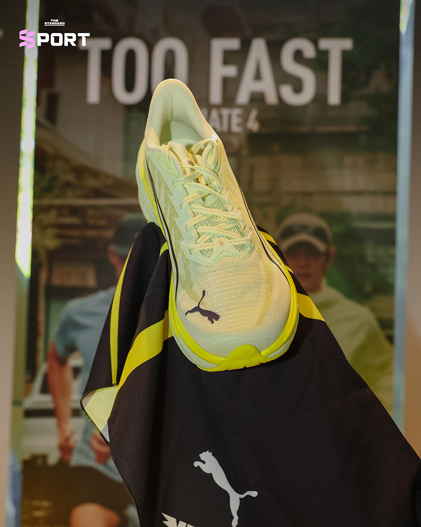 นักวิ่งกำลังทดสอบรองเท้า PUMA DEVIATE NITRO™ 4 ในกิจกรรม FAST LANE CHALLENGE 8