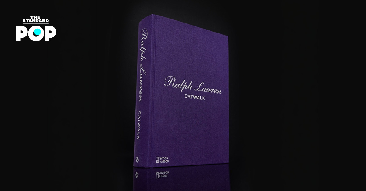 ปกหนังสือ Ralph Lauren Catwalk ภาพรันเวย์ตลอด 50 ปี