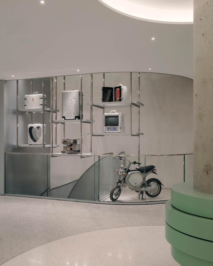 RIMOWA 4