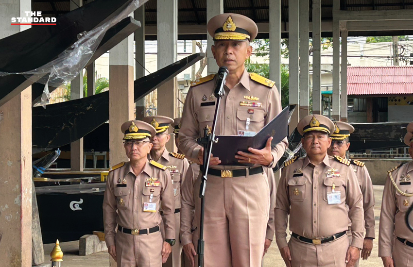พล.ร.ท. รัตนะ เรืองรุ่ง ตรวจความพร้อมกำลังพลฝีพายเรือพระราชพิธี 3