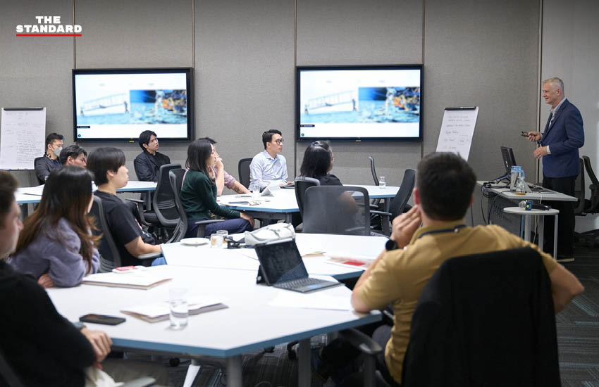 ผู้บริหารเรียนรู้ในหลักสูตร Sasin Connect+ Executive MBA แบบไฮบริด 4