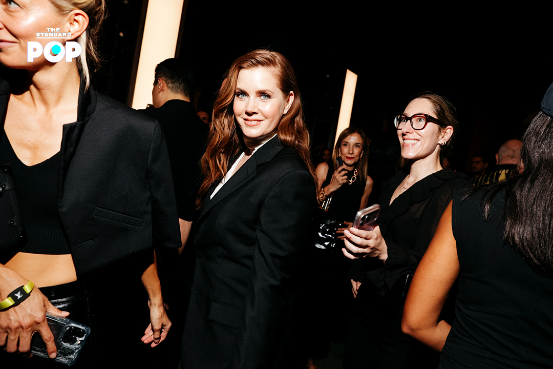 เหล่าแบรนด์แอมบาสเดอร์และดาราดังร่วมชมแฟชั่นโชว์ Louis Vuitton Cruise 2027 ที่ The Frick Collection 4