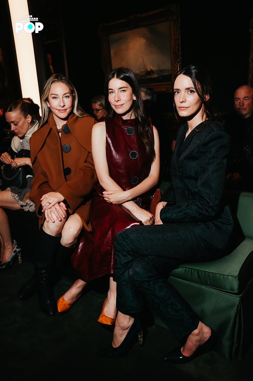 เหล่าแบรนด์แอมบาสเดอร์และดาราดังร่วมชมแฟชั่นโชว์ Louis Vuitton Cruise 2027 ที่ The Frick Collection 5