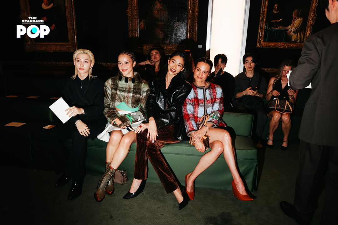 เหล่าแบรนด์แอมบาสเดอร์และดาราดังร่วมชมแฟชั่นโชว์ Louis Vuitton Cruise 2027 ที่ The Frick Collection 7