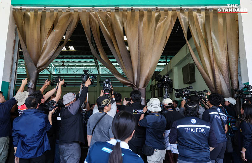 ศุภมาส อิศรภักดี รัฐมนตรีประจำสำนักนายกรัฐมนตรี ลงพื้นที่ตรวจสอบโรงงานผลิตปลากระป๋อง 9