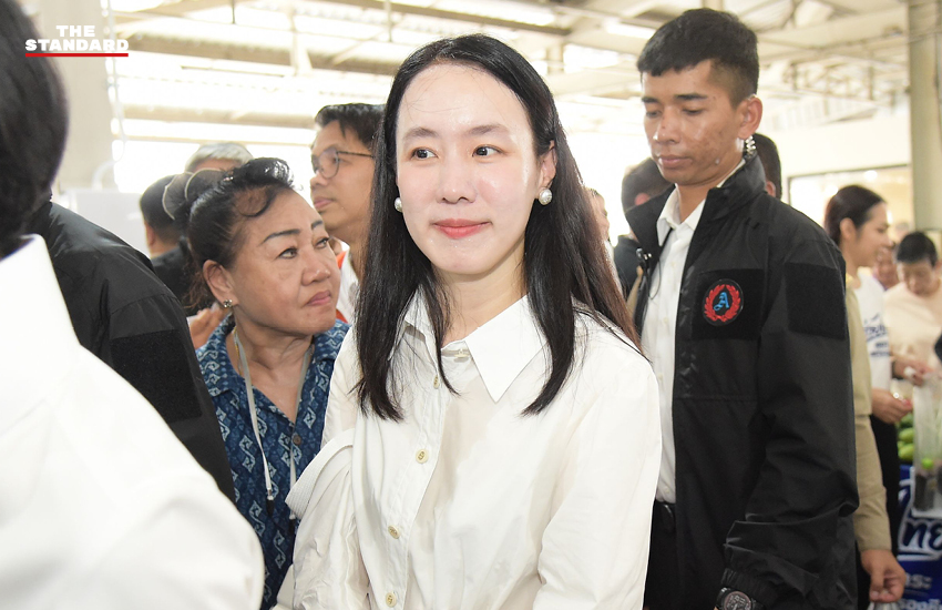 อนุทิน ชาญวีรกูล นายกรัฐมนตรีและรมว.มหาดไทย ลงพื้นที่เปิดโครงการไทยช่วยไทย ลดค่าครองชีพ ที่ตลาดบางใหญ่ นนทบุรี 6