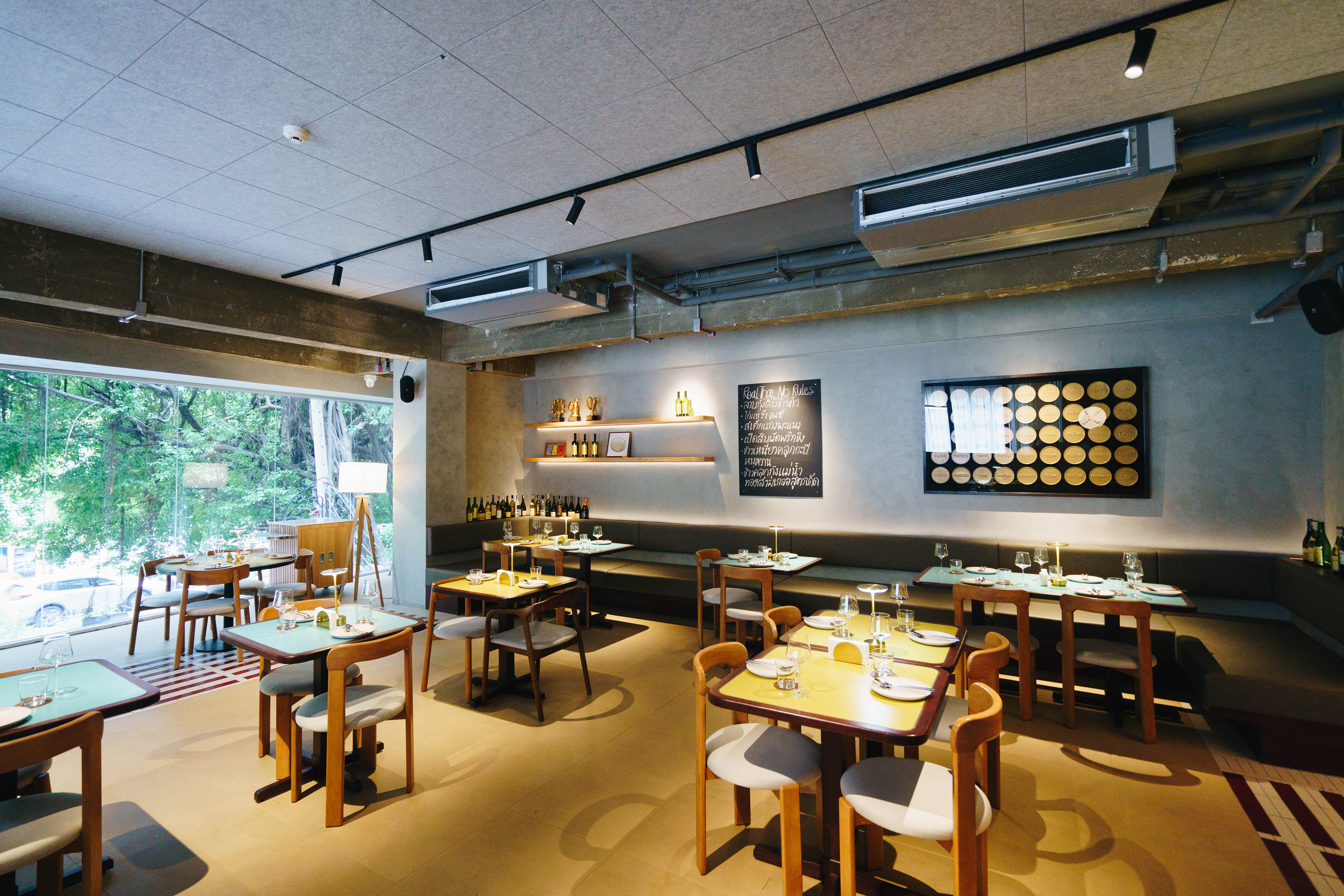 ภาพบรรยากาศภายในร้าน Thaicoon ร้านอาหารไทยโมเดิร์นทวิสต์ย่านสีลม 3