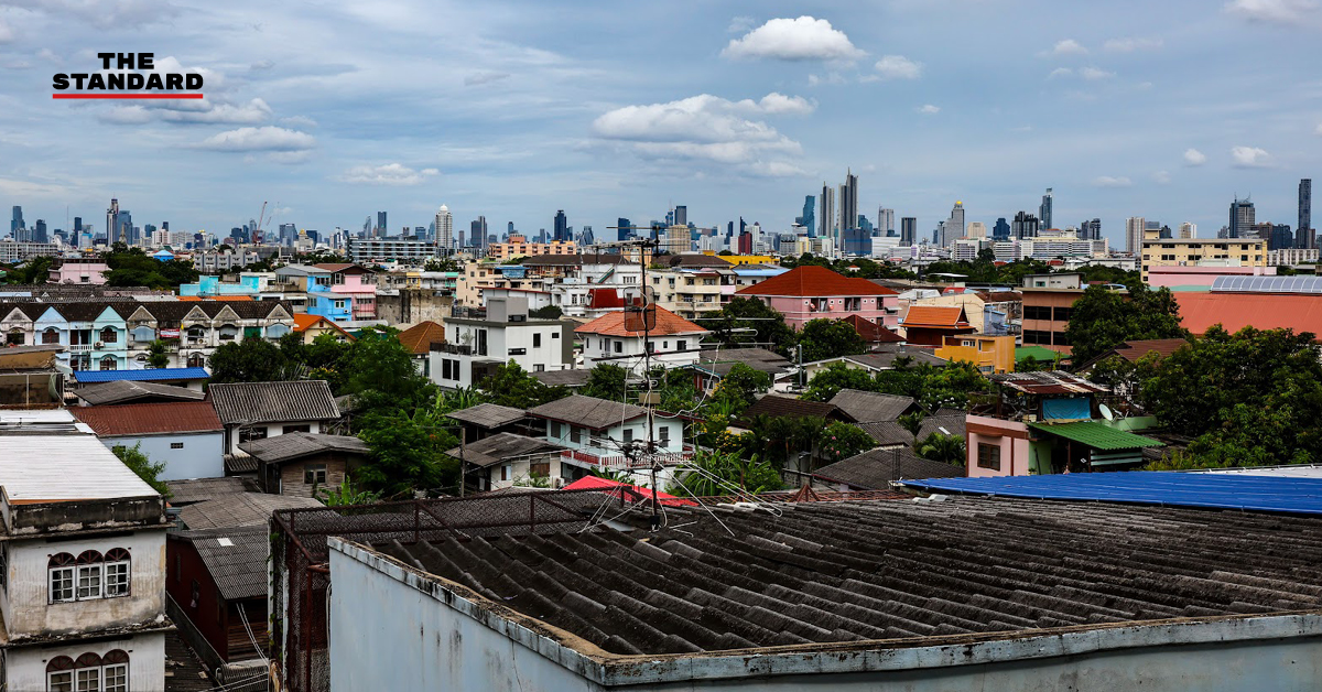 ภาพแสดงสภาพอากาศที่ปลอดโปร่งและท้องฟ้าสดใส หลังสถานการณ์ ฝุ่น PM2.5 คลี่คลาย