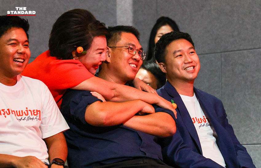 ภาพปกแสดง โจ-ชัยวัฒน์ สถาวรวิจิตร และ วรภพ วิริยะโรจน์ ในฉากสีส้ม 3