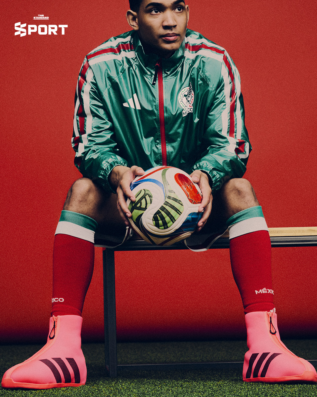 ชุด adidas CLIMACOOL SYSTEM ที่ออกแบบมาเพื่อช่วยนักฟุตบอลรับมืออากาศร้อน 6