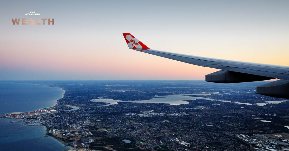 เครื่องบิน AirAsia X จอดอยู่ที่สนามบิน