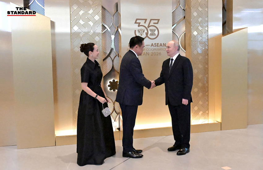 อนุทิน ชาญวีรกูล และภริยา เข้าร่วมงานเลี้ยงรับรองผู้นำอาเซียน-รัสเซีย โดยมีวลาดิมีร์ ปูติน เป็นเจ้าภาพ 1