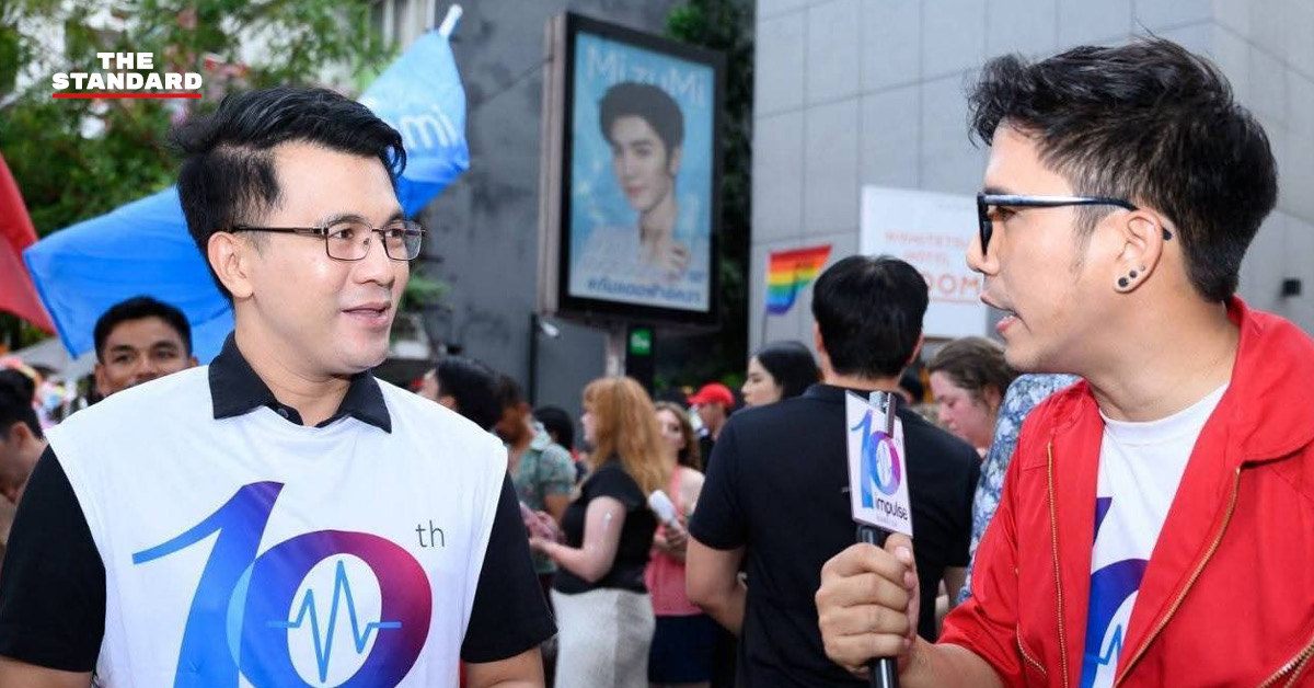 เบสท์ วงศ์ไพโรจน์กุล รองเลขาธิการพรรคไทยสร้างไทย พร้อมข้อความยกร่าง พ.ร.บ.ขจัดการเลือกปฏิบัติเสร็จแล้ว