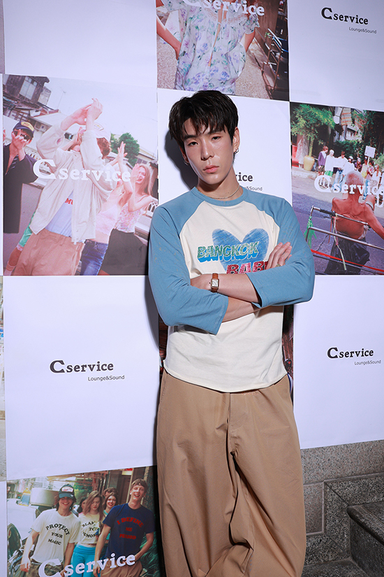 ภาพนางแบบสวมใส่ชุด Loungewear จากแบรนด์ C SERVICE 12