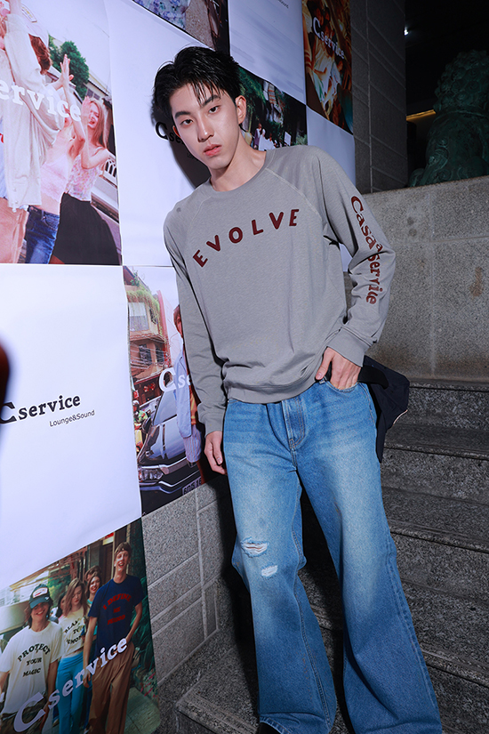 ภาพนางแบบสวมใส่ชุด Loungewear จากแบรนด์ C SERVICE 15