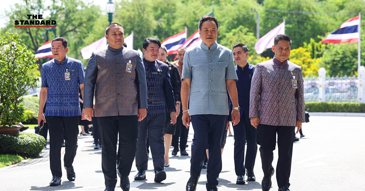 ภาพกราฟิกแสดงพาดหัวข่าว ครม. ไฟเขียวงบปี 2570 วงเงิน 3.788 ล้านล้านบาท และเห็นชอบหลักเกณฑ์โอนงบปี 2569