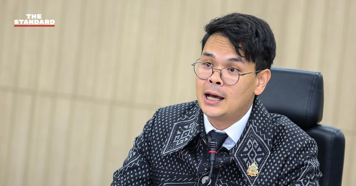 ไชยชนก ชิดชอบ รัฐมนตรีว่าการกระทรวงดิจิทัลเพื่อเศรษฐกิจและสังคม แถลงข่าว