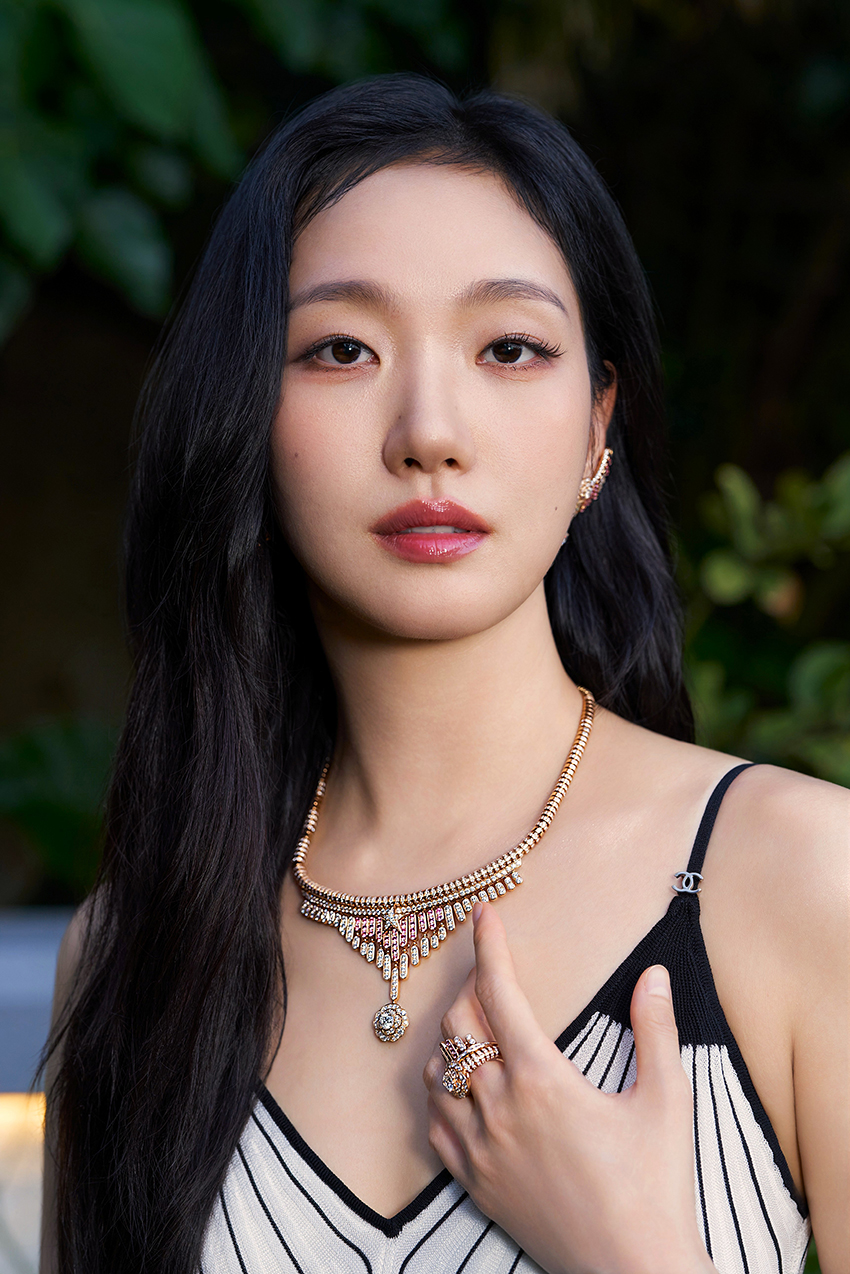 ภาพเหล่าคนดังและแบรนด์แอมบาสเดอร์ในงานเปิดตัวเครื่องประดับชั้นสูง CHANEL Signes & Symboles 3