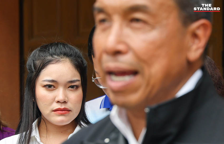 ชัชชาติ สิทธิพันธุ์ ลงพื้นที่พบปะประชาชนและผู้สมัคร ส.ก. ที่โรงเรียนผู้สูงอายุยานนาวา 1