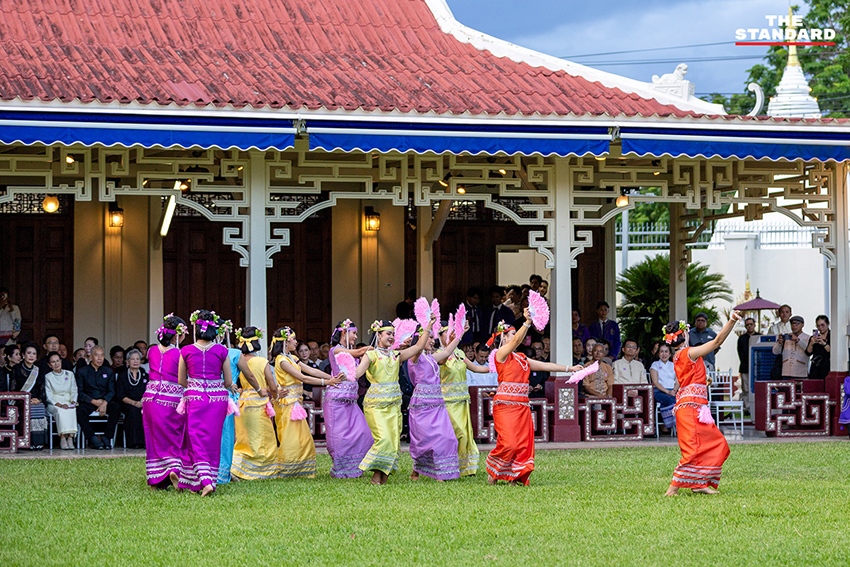 ภาพบรรยากาศประชาชนเข้าชมวังท่าเจดีย์กิ่ว อดีตกงสุลสหรัฐฯ เชียงใหม่ 6