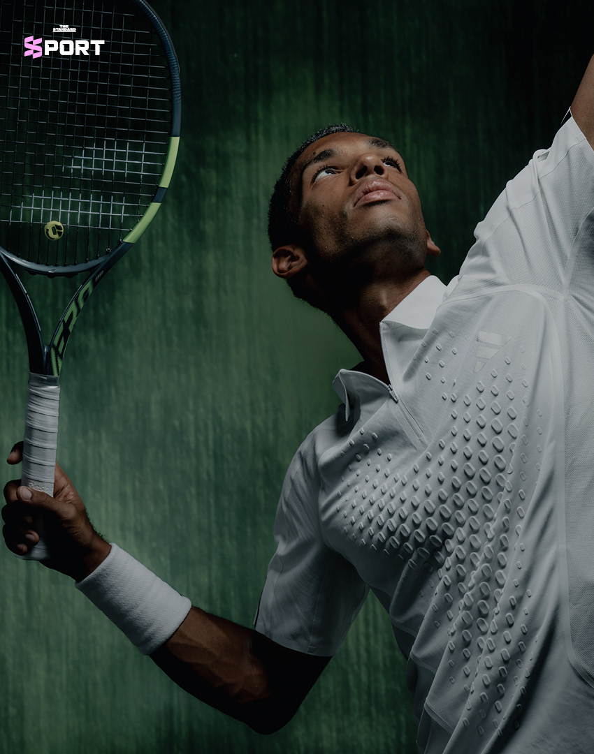 ชุดเทนนิสสีขาวของ adidas ที่ใช้เทคโนโลยี CLIMACOOL+ สำหรับการแข่งขัน Wimbledon 1