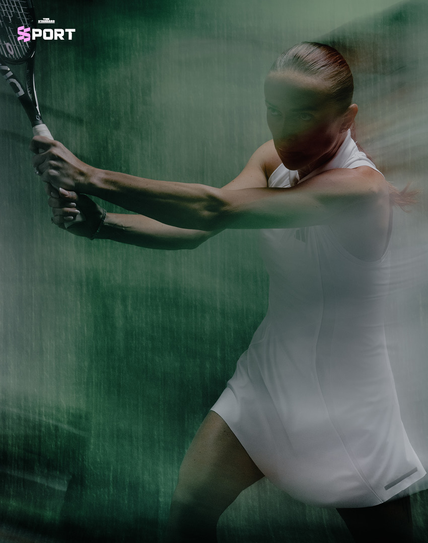 ชุดเทนนิสสีขาวของ adidas ที่ใช้เทคโนโลยี CLIMACOOL+ สำหรับการแข่งขัน Wimbledon 6