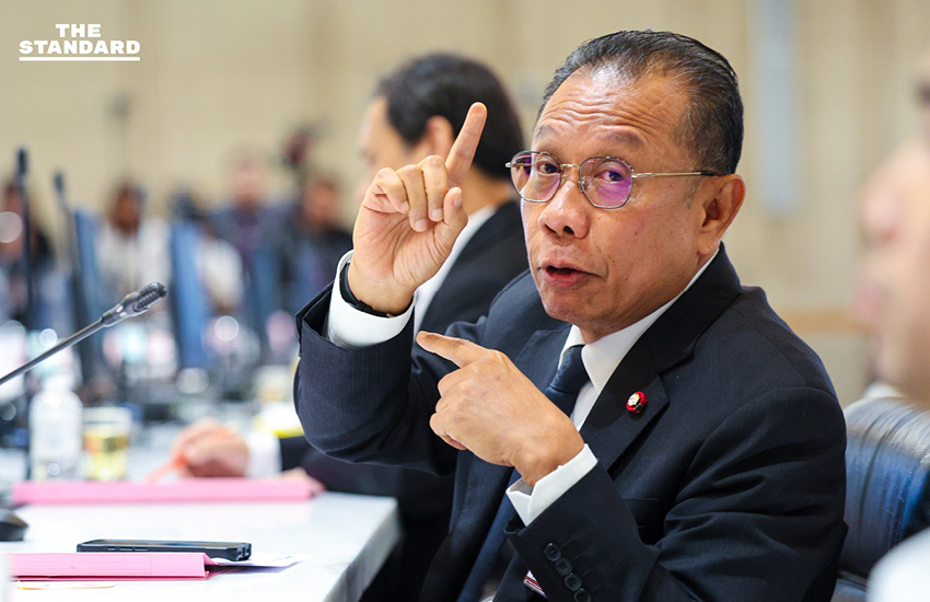 ภาพบรรยากาศการประชุมกรรมาธิการสภาผู้แทนราษฎรเพื่อตรวจสอบโครงการ TH-AI Passport 10