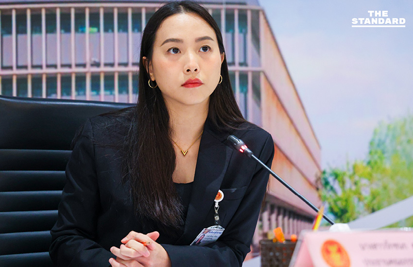 ภาพบรรยากาศการประชุมกรรมาธิการสภาผู้แทนราษฎรเพื่อตรวจสอบโครงการ TH-AI Passport 19