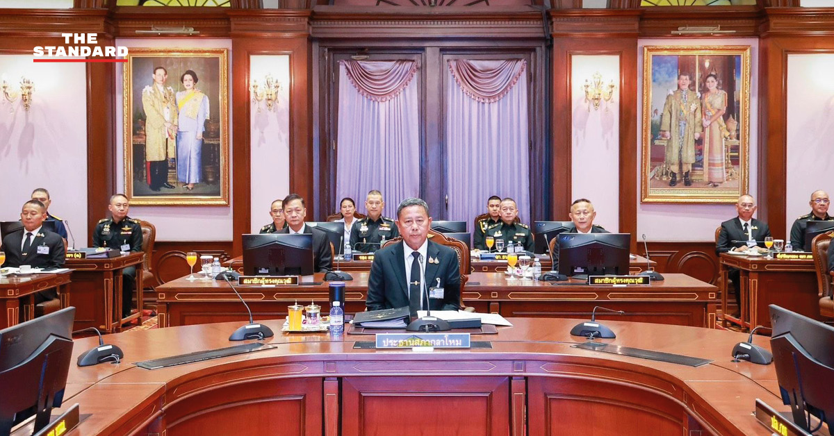 ภาพ พล.ท. อดุลย์ บุญธรรมเจริญ รัฐมนตรีว่าการกระทรวงกลาโหม เป็นประธานการประชุมสภากลาโหม