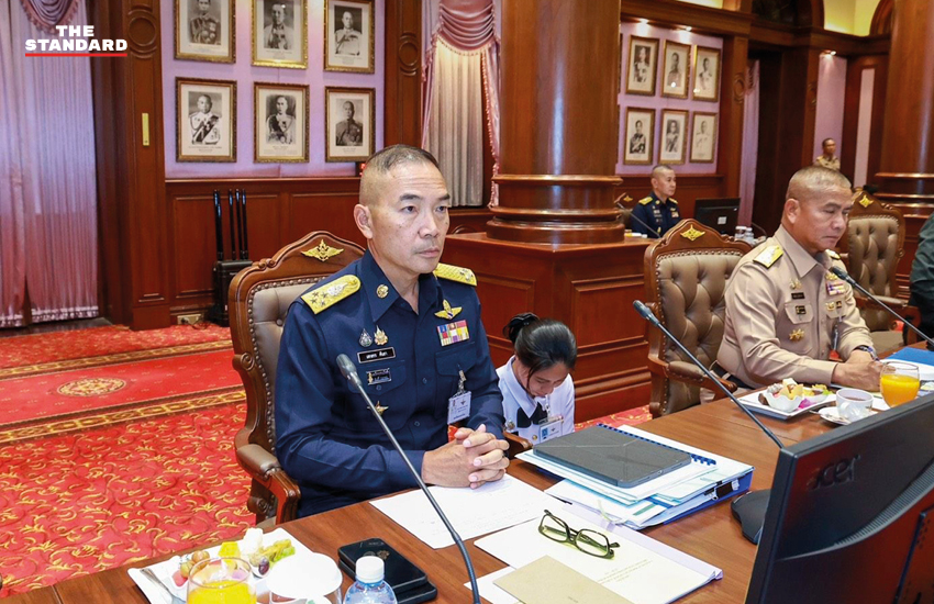 ภาพ พล.ท. อดุลย์ บุญธรรมเจริญ รัฐมนตรีว่าการกระทรวงกลาโหม เป็นประธานการประชุมสภากลาโหม 3