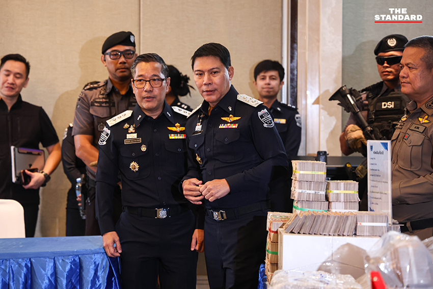 ภาพการแถลงข่าวของ DSI เกี่ยวกับผลปฏิบัติการทลายเครือข่าย Forex ข้ามชาติ พร้อมของกลางที่ยึดได้ 2
