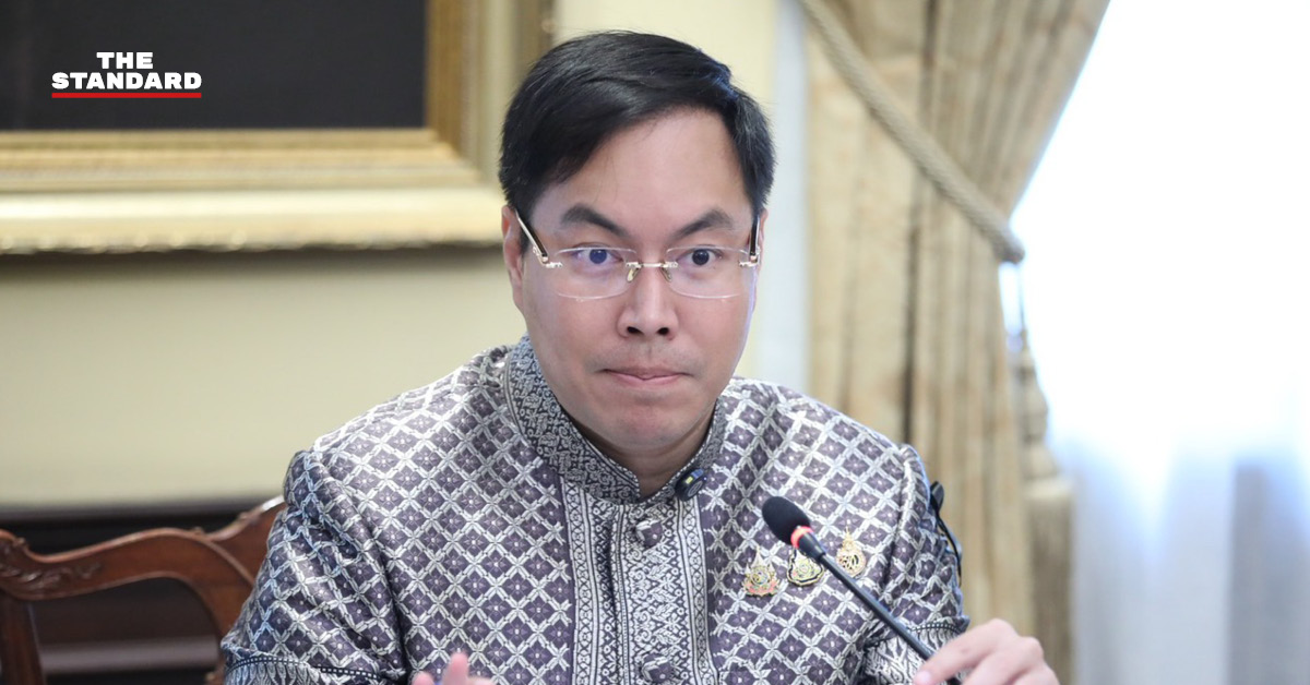 รัฐมนตรีช่วยว่าการกระทรวงศึกษาธิการและผู้อำนวยการ สมศ. ประชุมหารือแนวทางลดภาระครู